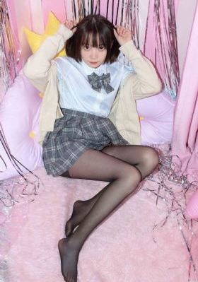 红豆视频全集_JVID性感写真