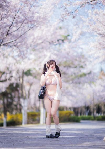 大胸女友_BD国语电影全集观看